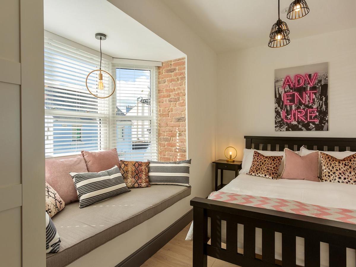 דנגרבן Macs Townhouse Dungarvan מראה חיצוני תמונה